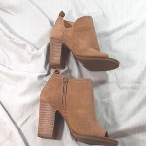 Lucky Brand size 5.5M suede leather stacked heel studded ankle boots *